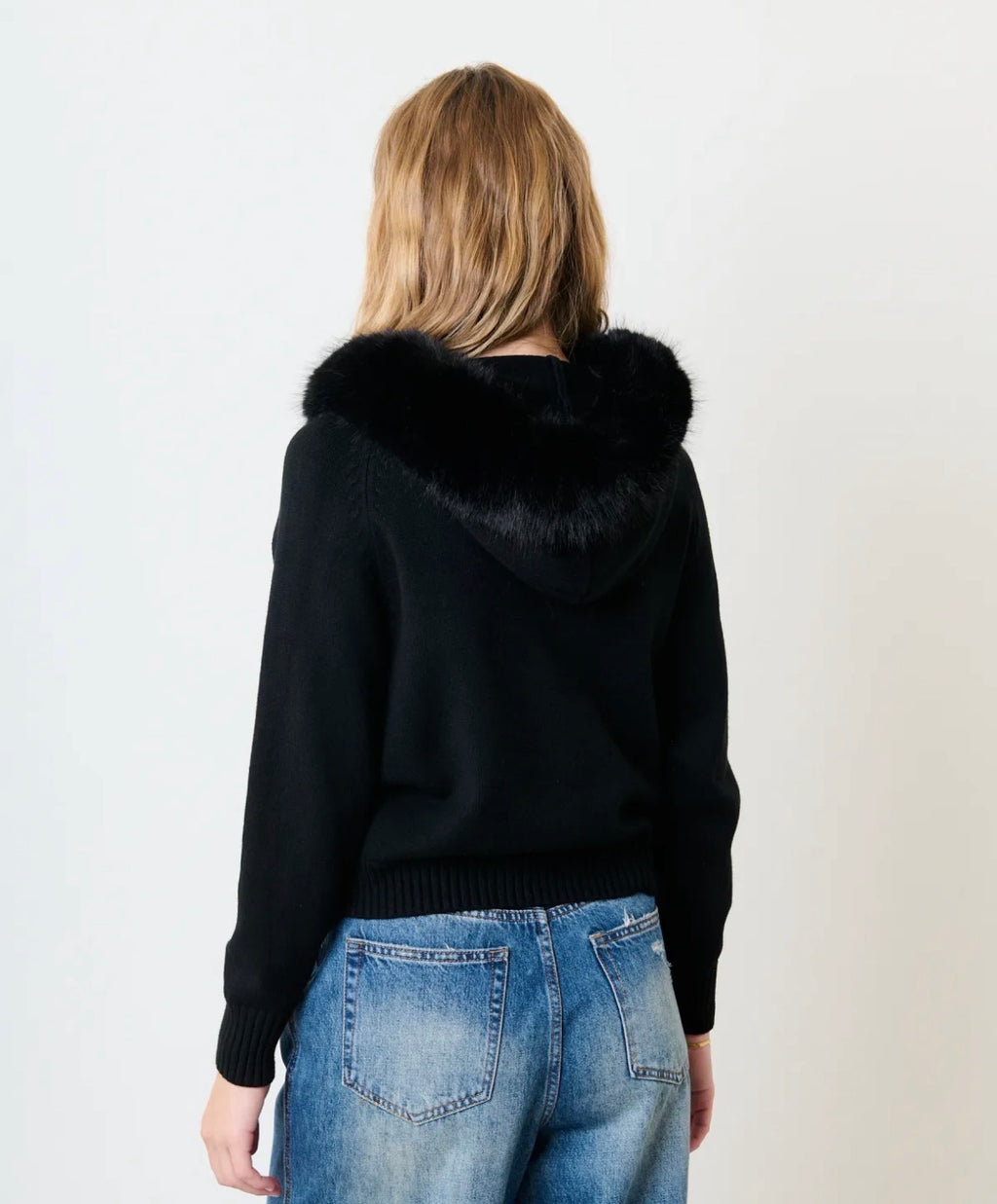 Black Elara Sweater – Damestrui – Gabianna Fashion