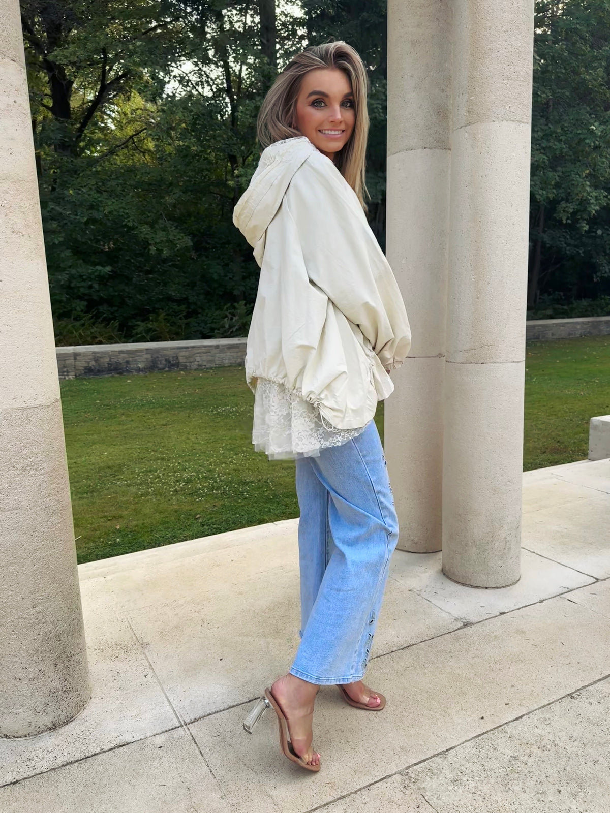 Light Beige Rainy Grace Jacket - dameskleding