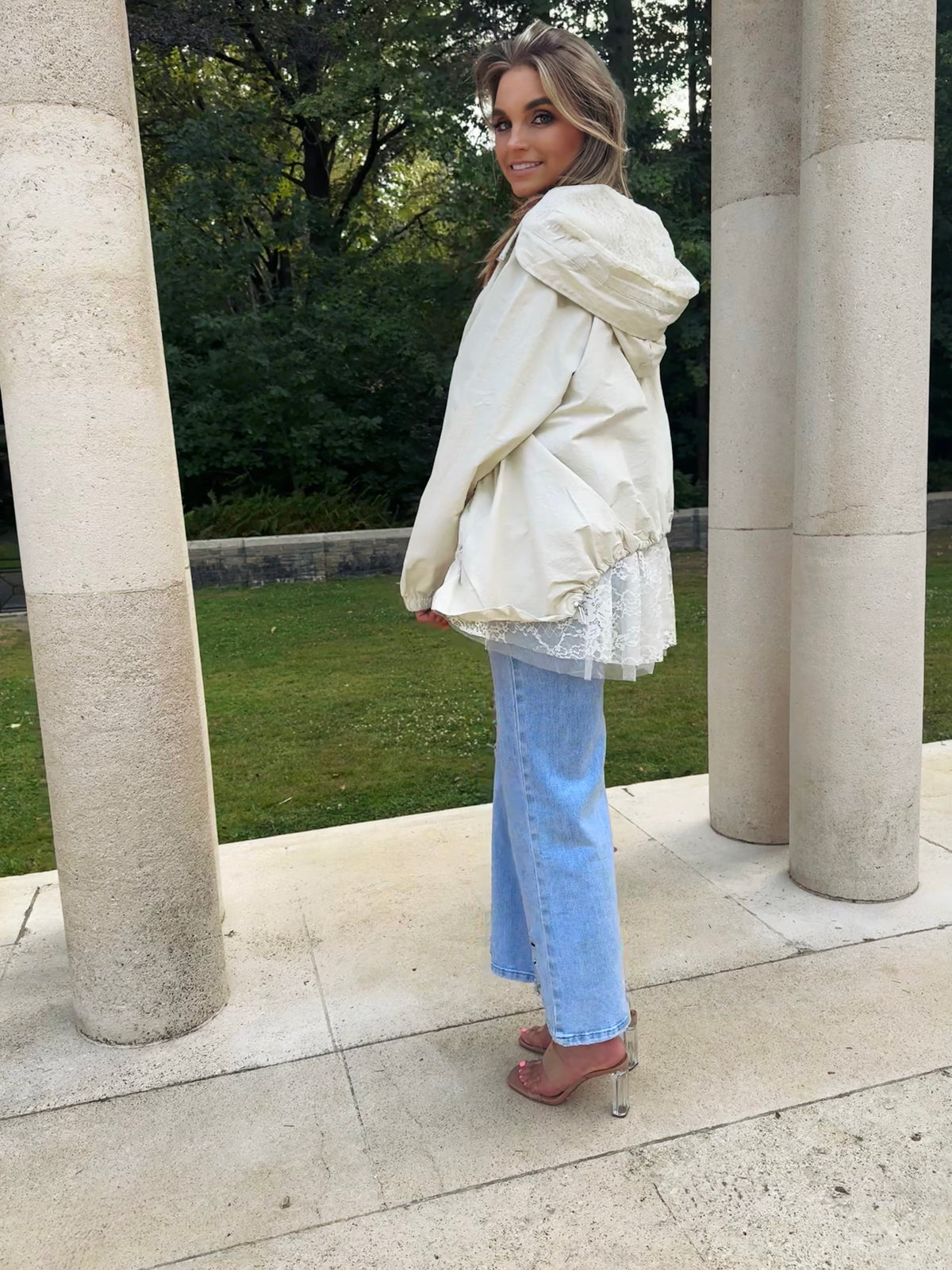 Light Beige Rainy Grace Jacket - dameskleding